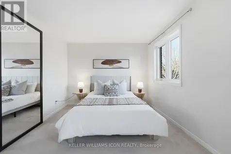 25 Robarts Crescent Ottawa ON K2L 3Z4
