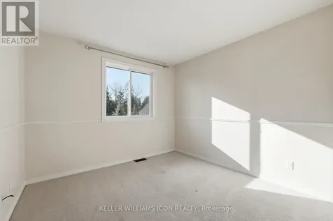25 Robarts Crescent Ottawa ON K2L 3Z4