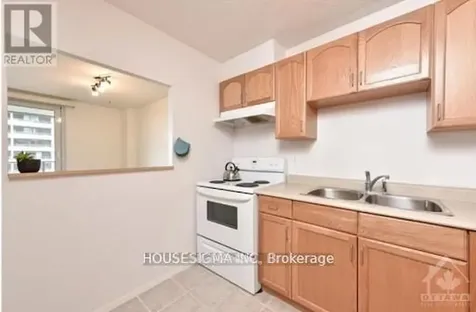 1785 Riverside Drive Ottawa ON K1G 3T7