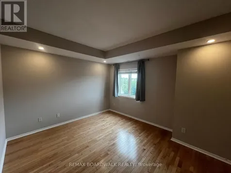 26 Sternes Private Ottawa ON K4A 0X8