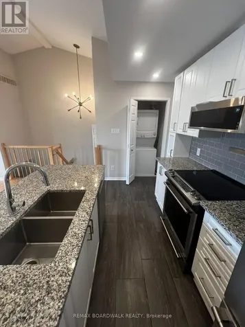 26 Sternes Private Ottawa ON K4A 0X8