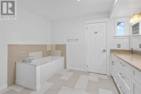 6 Fessenden Way Ottawa ON K2L 3L1