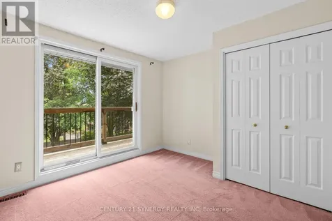 6 Fessenden Way Ottawa ON K2L 3L1