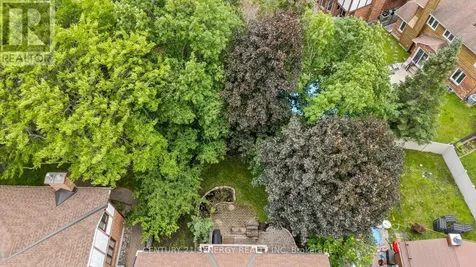 6 Fessenden Way Ottawa ON K2L 3L1