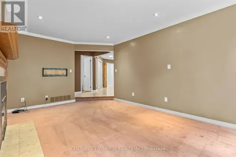6 Fessenden Way Ottawa ON K2L 3L1