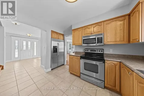 7089 Bush Drive Ottawa ON K4P 1M8