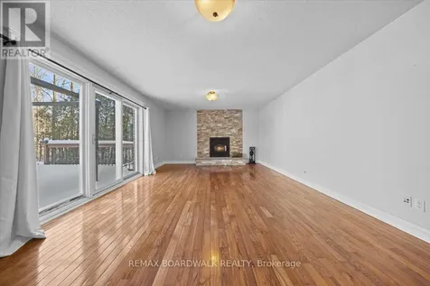 7089 Bush Drive Ottawa ON K4P 1M8