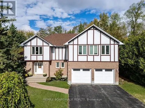 7089 Bush Drive Ottawa ON K4P 1M8