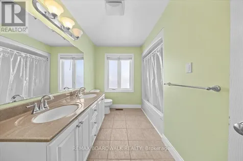 7089 Bush Drive Ottawa ON K4P 1M8