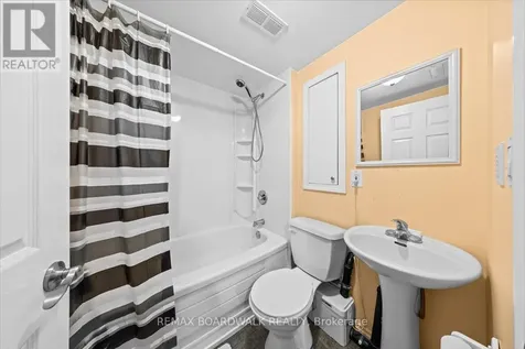 7089 Bush Drive Ottawa ON K4P 1M8