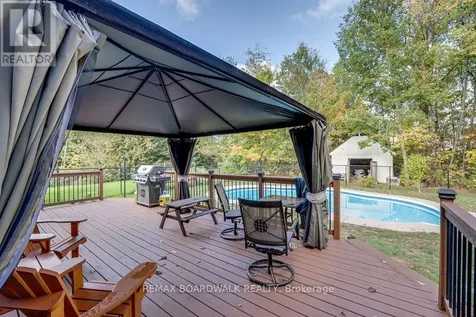 7089 Bush Drive Ottawa ON K4P 1M8