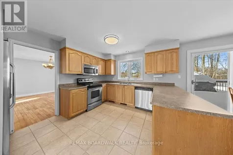7089 Bush Drive Ottawa ON K4P 1M8