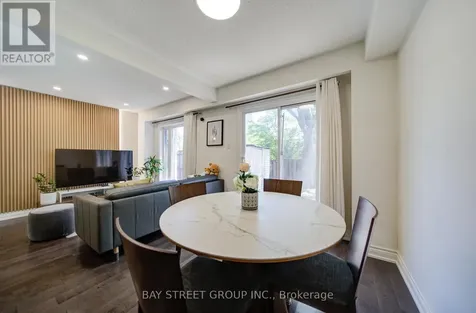 30 Dundalk Drive Toronto (dorset Park) ON M1P 4W1