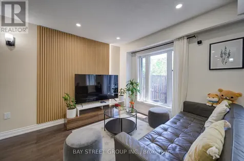 30 Dundalk Drive Toronto (dorset Park) ON M1P 4W1