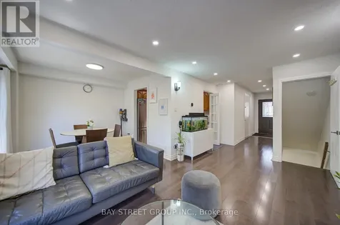 30 Dundalk Drive Toronto (dorset Park) ON M1P 4W1