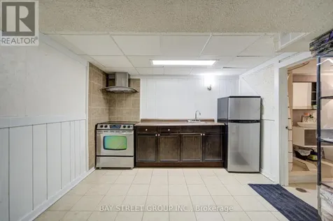 30 Dundalk Drive Toronto (dorset Park) ON M1P 4W1