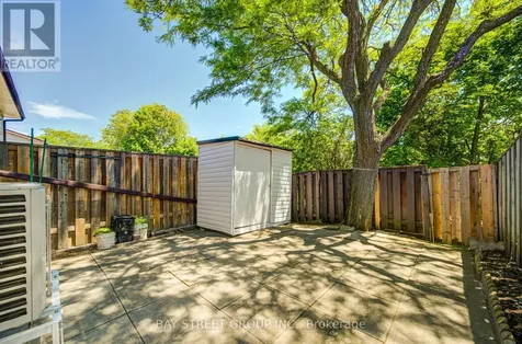 30 Dundalk Drive Toronto (dorset Park) ON M1P 4W1