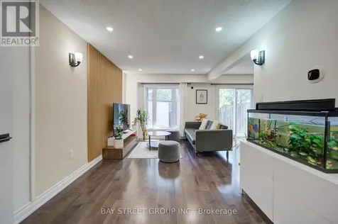 30 Dundalk Drive Toronto (dorset Park) ON M1P 4W1