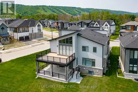 141 Springside Crescent Blue Mountains ON L9Y 5J6