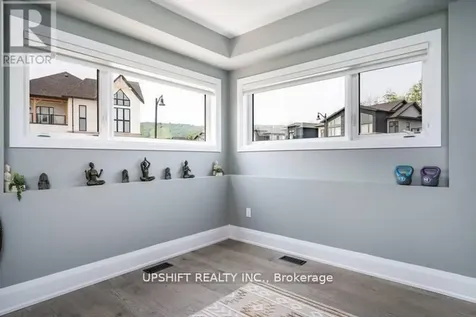 141 Springside Crescent Blue Mountains ON L9Y 5J6