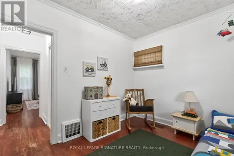 52 Dane Street Kitchener ON N2H 3H7