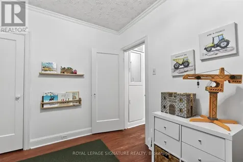 52 Dane Street Kitchener ON N2H 3H7