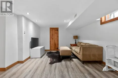 52 Dane Street Kitchener ON N2H 3H7