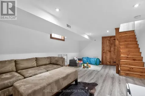52 Dane Street Kitchener ON N2H 3H7