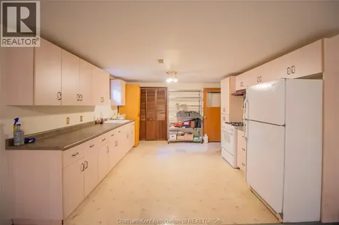523 Indian Creek Road West Chatham ON N7M 5J5