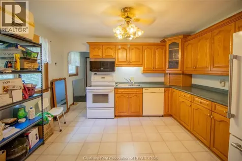 523 Indian Creek Road West Chatham ON N7M 5J5