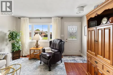 158 Marlborough Street East Leamington ON N8H 4S3