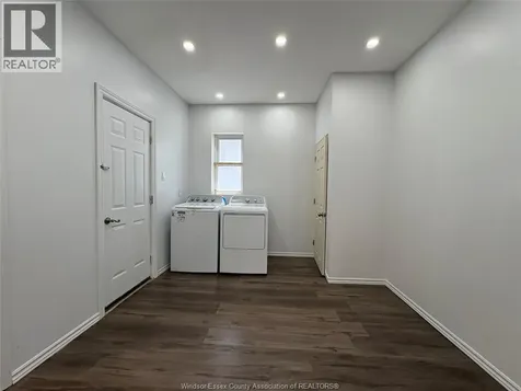 1024 Windsor Avenue Windsor ON N9A 1K4
