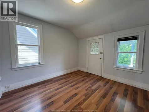 1024 Windsor Avenue Windsor ON N9A 1K4