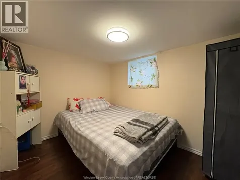 1024 Windsor Avenue Windsor ON N9A 1K4