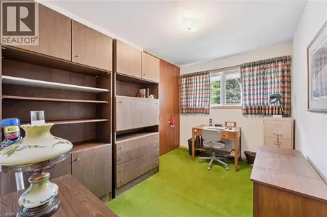 221 Willowdale Avenue Waterloo ON N2J 3M3