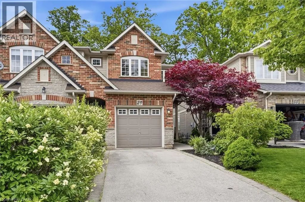 29 Sunnycroft Court Waterdown ON L8B 0L3