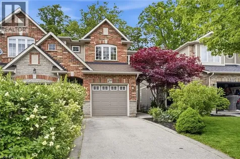 29 Sunnycroft Court Waterdown ON L8B 0L3