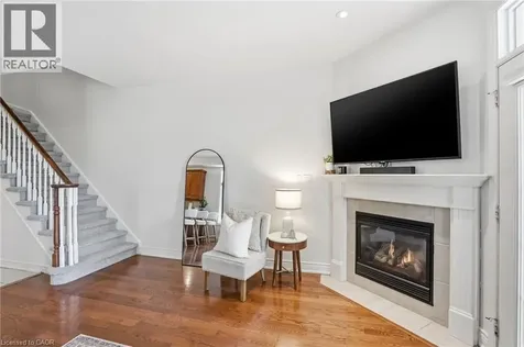 29 Sunnycroft Court Waterdown ON L8B 0L3