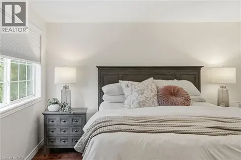 29 Sunnycroft Court Waterdown ON L8B 0L3