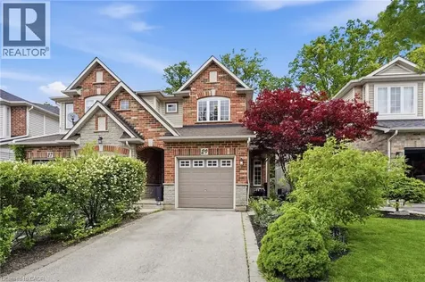 29 Sunnycroft Court Waterdown ON L8B 0L3