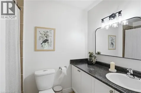 29 Sunnycroft Court Waterdown ON L8B 0L3
