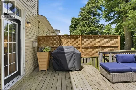 29 Sunnycroft Court Waterdown ON L8B 0L3