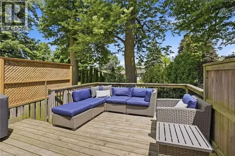29 Sunnycroft Court Waterdown ON L8B 0L3