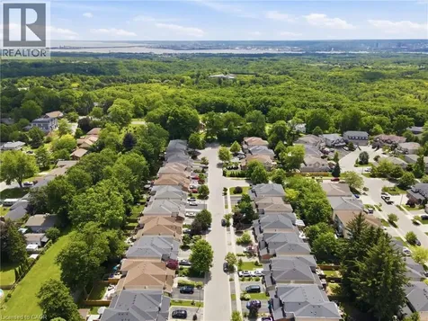 29 Sunnycroft Court Waterdown ON L8B 0L3