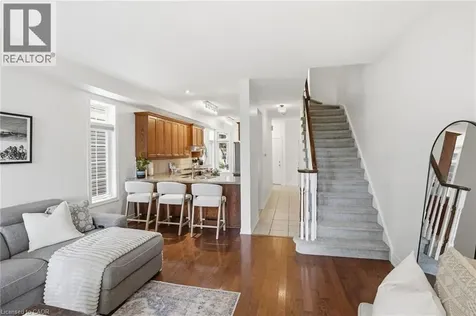 29 Sunnycroft Court Waterdown ON L8B 0L3