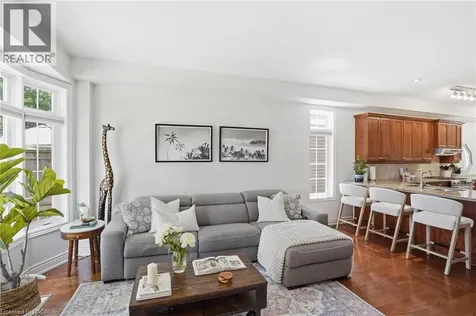 29 Sunnycroft Court Waterdown ON L8B 0L3