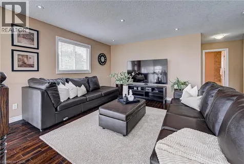 37 Davinci Boulevard Hamilton ON L9B 0C5