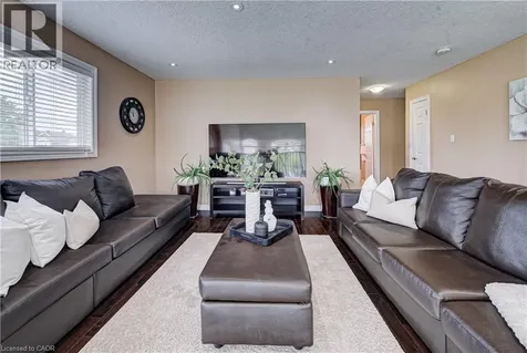 37 Davinci Boulevard Hamilton ON L9B 0C5
