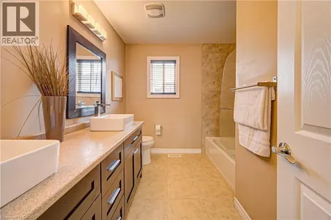 37 Davinci Boulevard Hamilton ON L9B 0C5