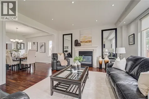 37 Davinci Boulevard Hamilton ON L9B 0C5